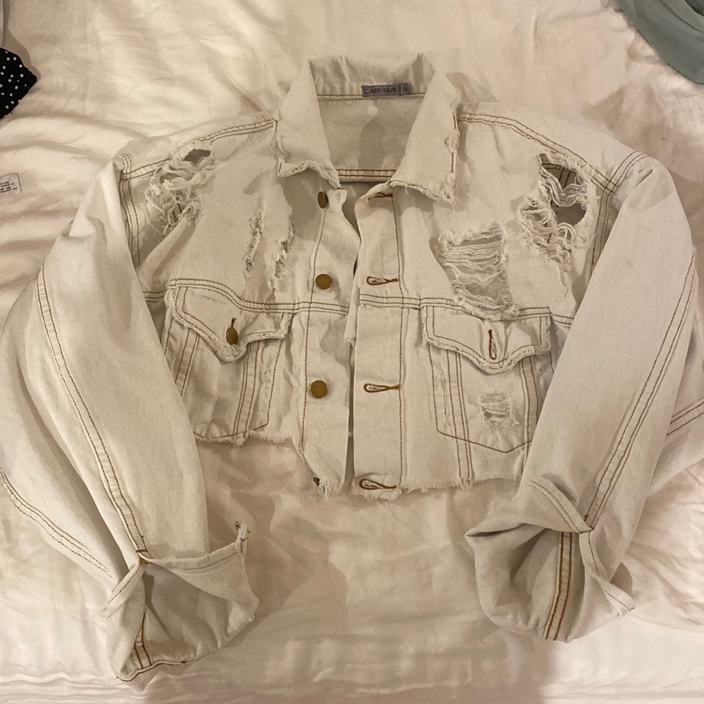 LF White cropped denim jacket